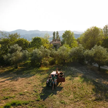 Couette-café La Pomifera 3*