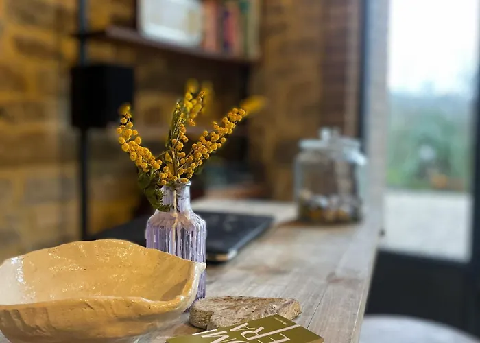 La Pomifera فندق مبيت وإفطار غوبيو